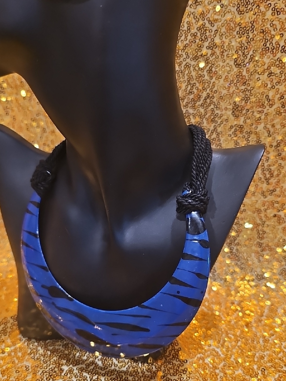 Blue And Black Necklace Zebra - Picture 4 of 5